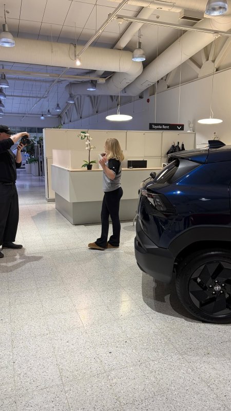 Kuvaushommat jatkuvat, ja kohta saatte näytille mm uuden sähköisen Urban Cruiserin esittel...