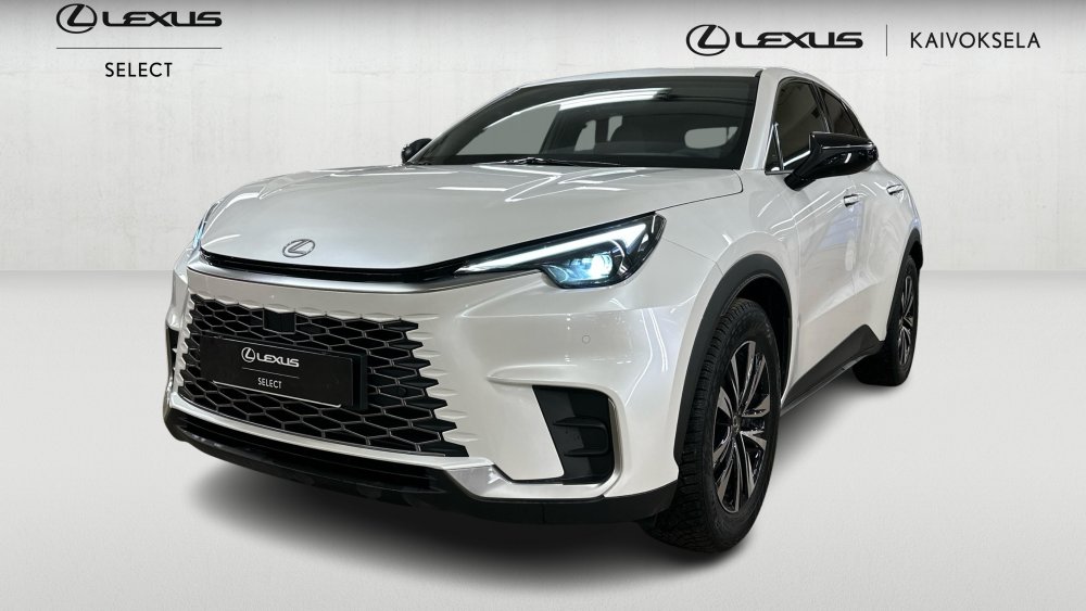 LEXUS Lbx