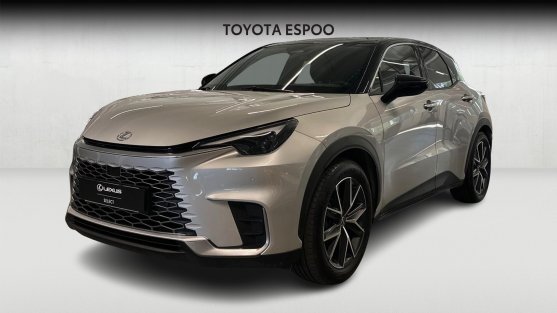 LEXUS Lbx